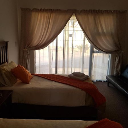 Karoo View Guesthouse Cradock Εξωτερικό φωτογραφία