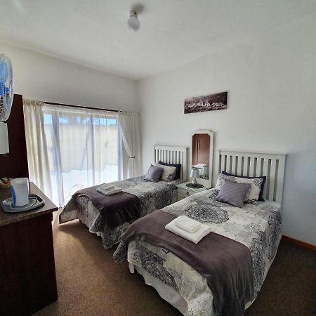 Karoo View Guesthouse Cradock Εξωτερικό φωτογραφία