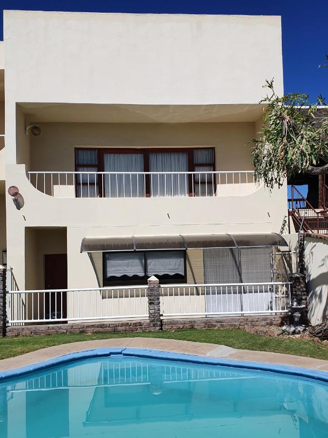 Karoo View Guesthouse Cradock Εξωτερικό φωτογραφία